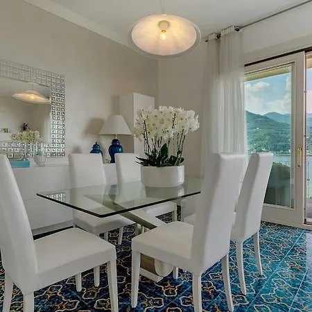 Vila With Swimming Pool&private Pier On The *